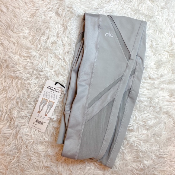 ALO Yoga Pants - NWT Alo Yoga Epic Win Legging XXS High Waist